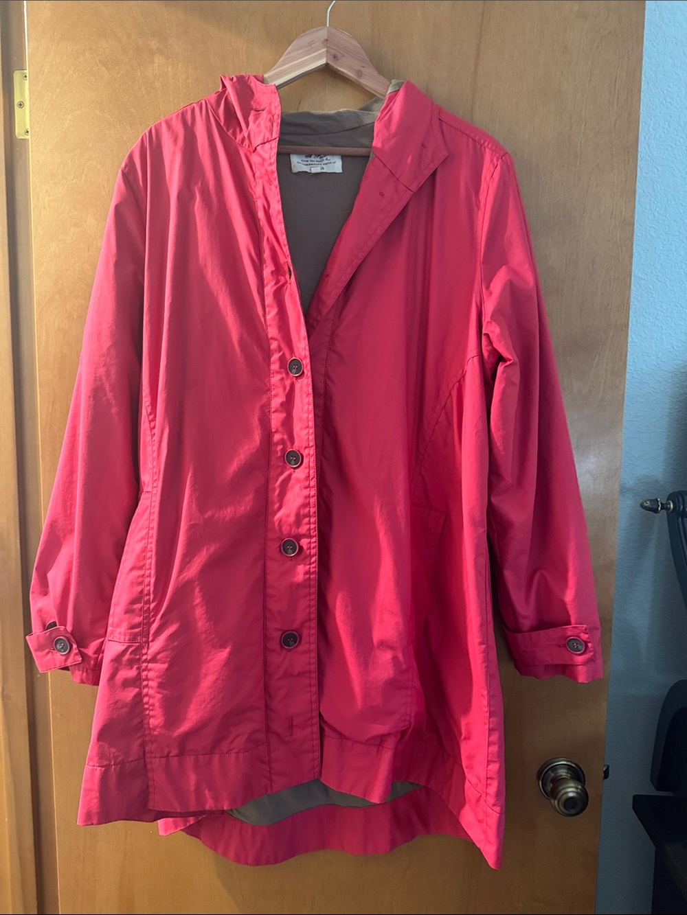 Avoca Fuchsia Mac Jacket. Size L (4)